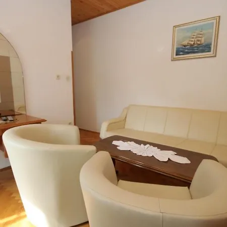 And With Parking Space Moscenicka Draga, Opatija - 7772 Πανσιόν 2*