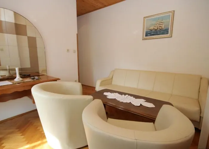 And With Parking Space Moscenicka Draga, Opatija - 7772 招待所 2*