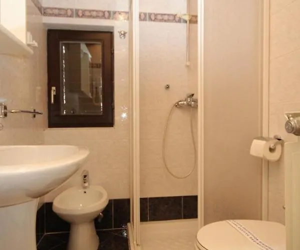 And With Parking Space Moscenicka Draga, Opatija - 7772 Maison d'hôtes 2*