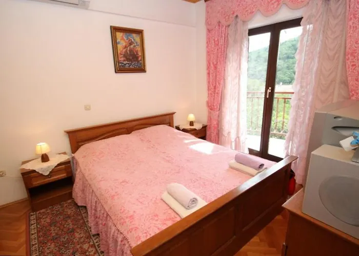 And With Parking Space Moscenicka Draga, Opatija - 7772 Mošćenička Draga